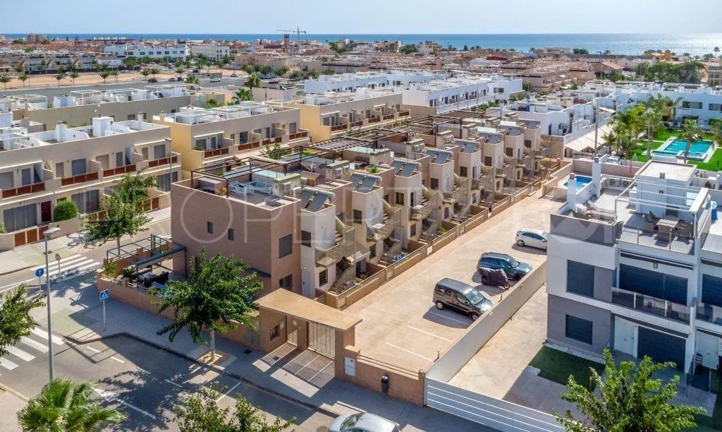 Apartamento con 2 dormitorios a la venta en Torre de la Horadada