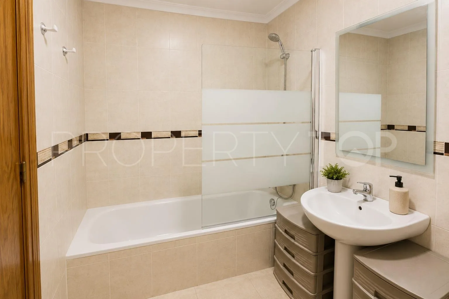 For sale Los Altos de Marbella 2 bedrooms apartment