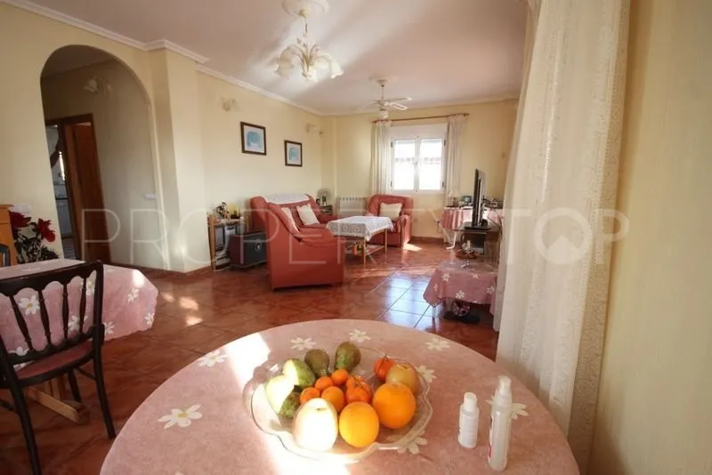 Villa con 5 dormitorios en venta en Torrevieja