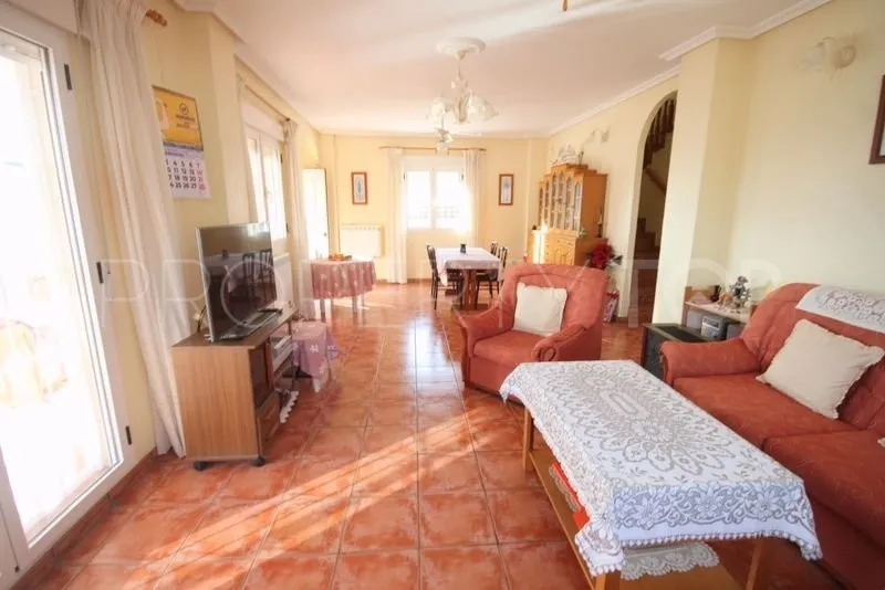 Villa con 5 dormitorios en venta en Torrevieja
