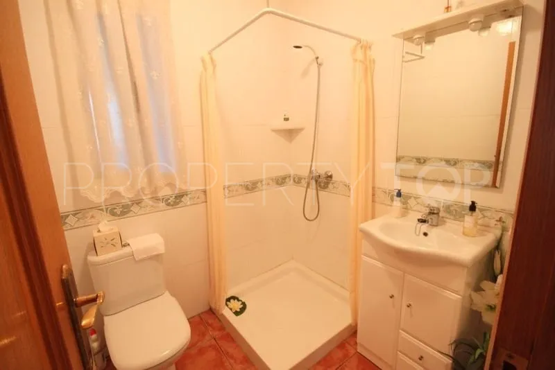 Villa con 5 dormitorios en venta en Torrevieja