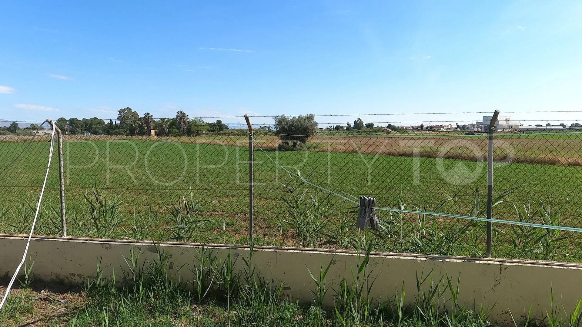 Villa en venta con 4 dormitorios en Dolores