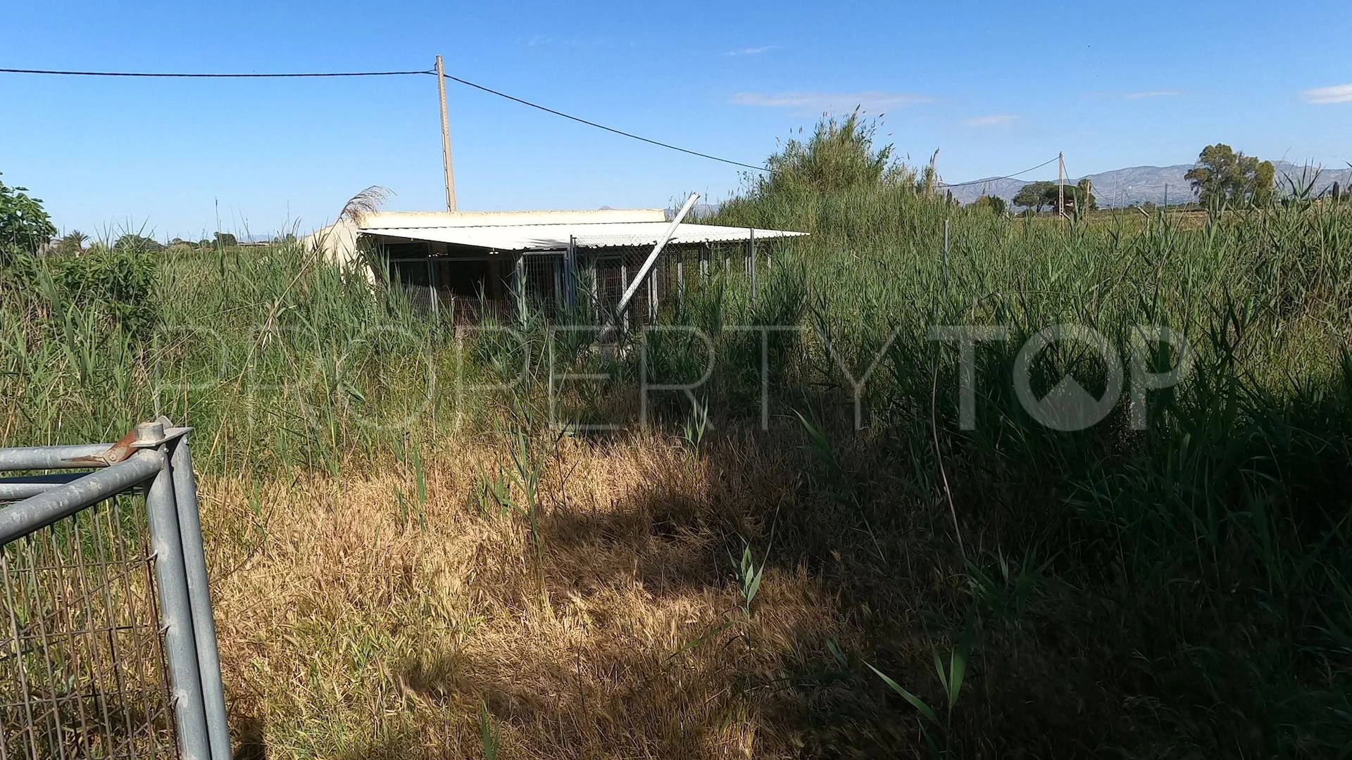 Villa en venta con 4 dormitorios en Dolores