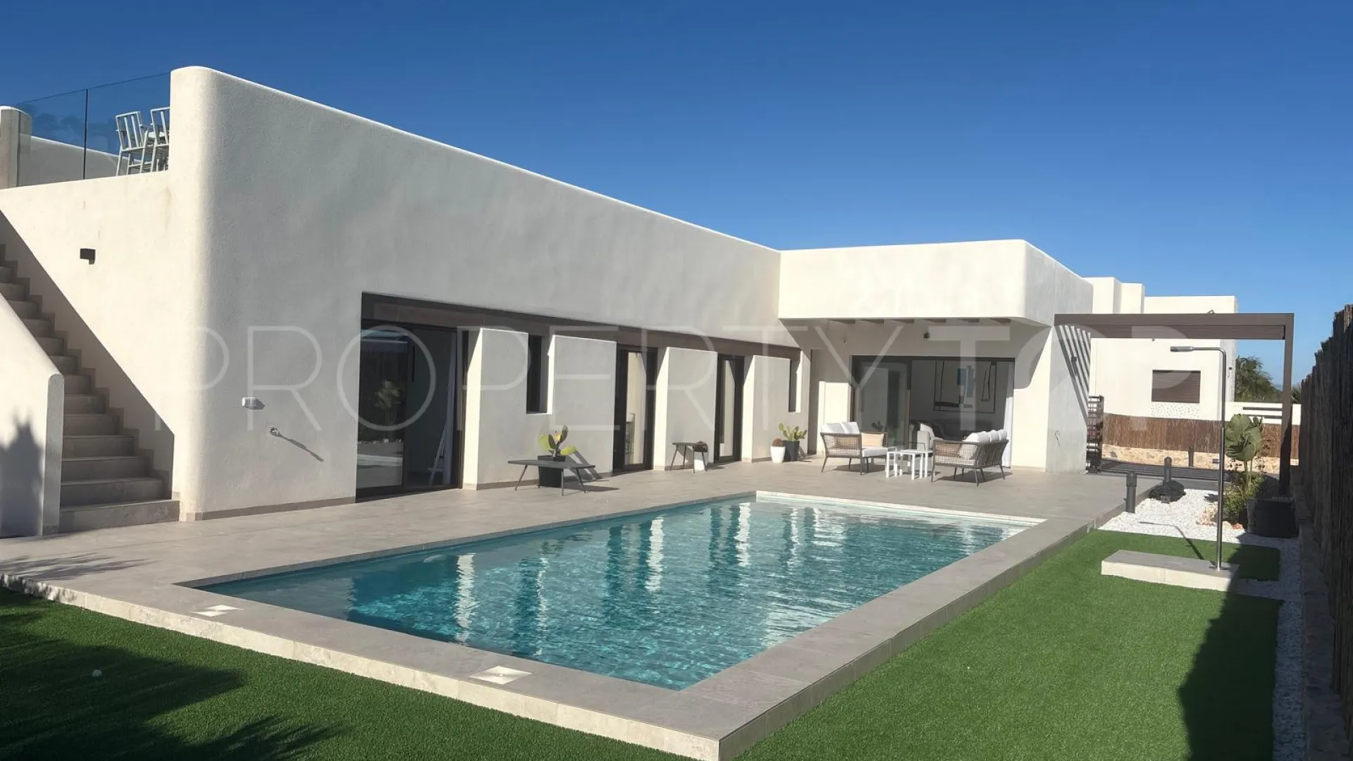 Villa en venta de 3 dormitorios en La Finca Golf