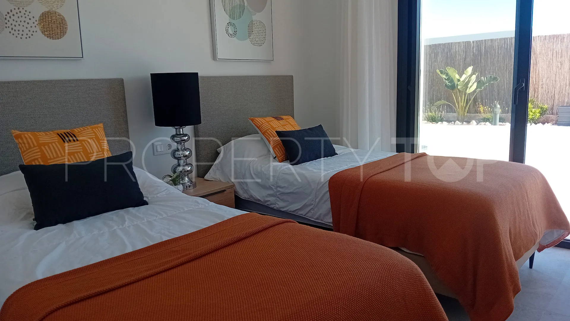 Villa en venta de 3 dormitorios en La Finca Golf