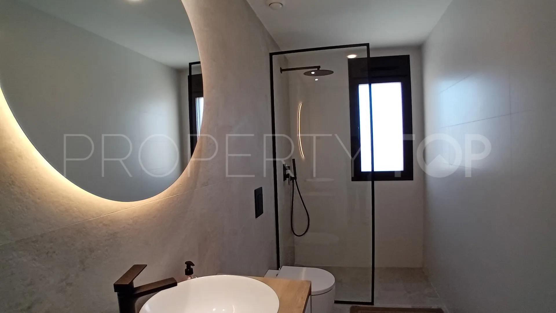 Villa en venta de 3 dormitorios en La Finca Golf