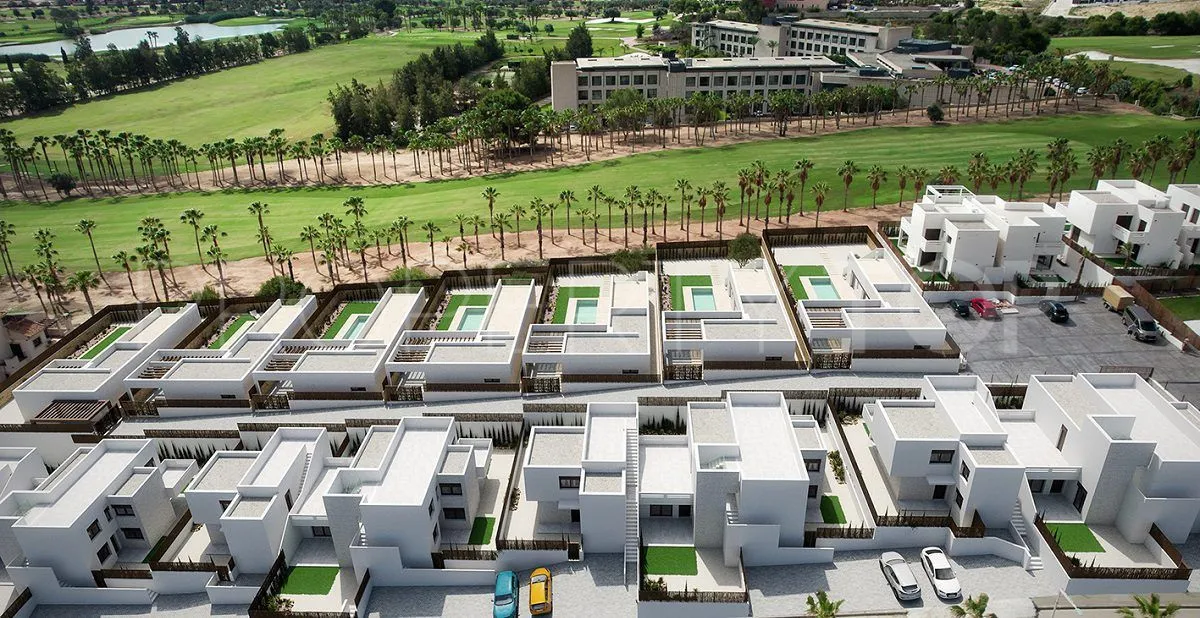 Villa en venta de 3 dormitorios en La Finca Golf