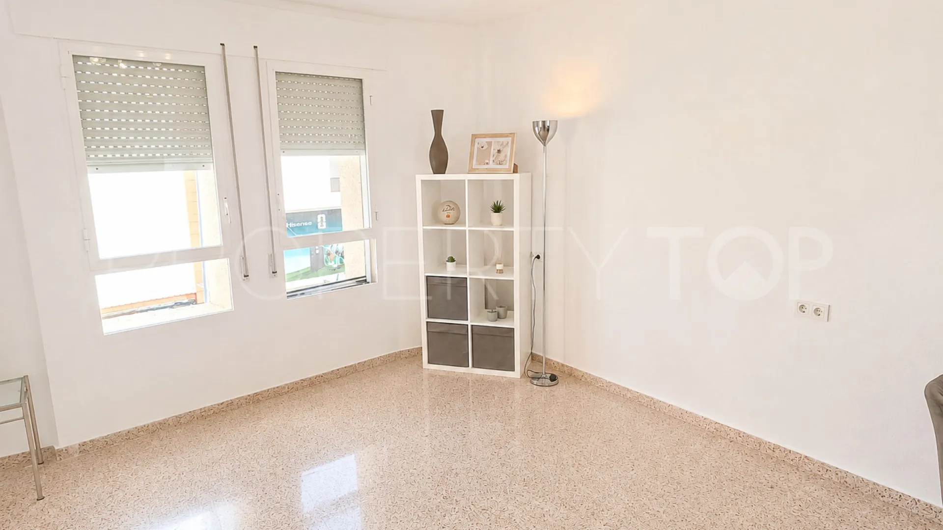 Buy Algorfa apartment
