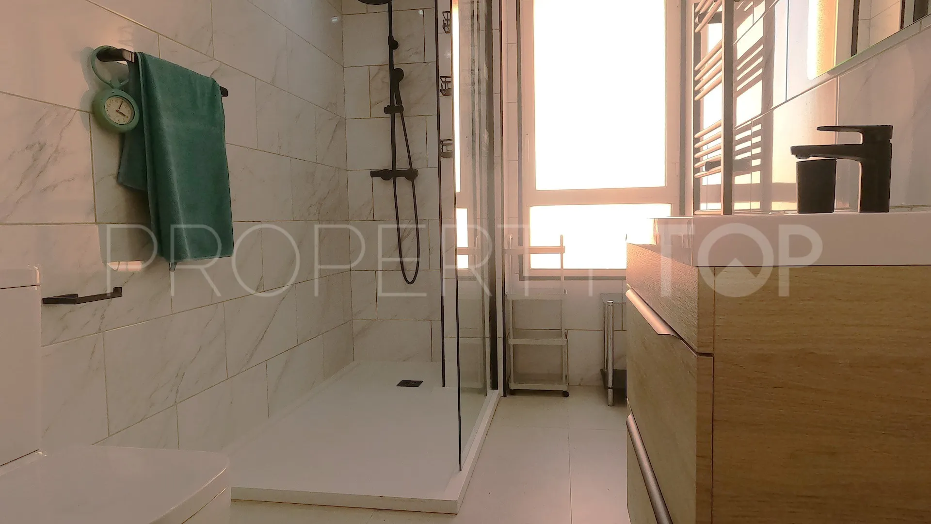 Buy Algorfa apartment