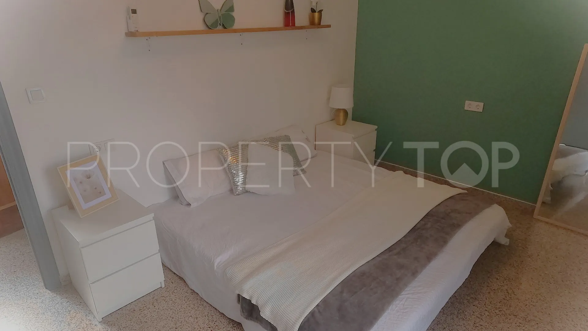 Buy Algorfa apartment