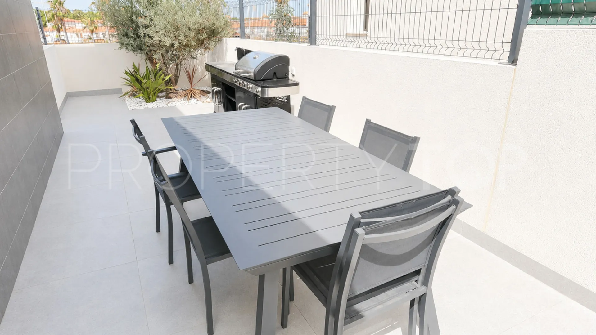 Comprar villa en La Finca Golf