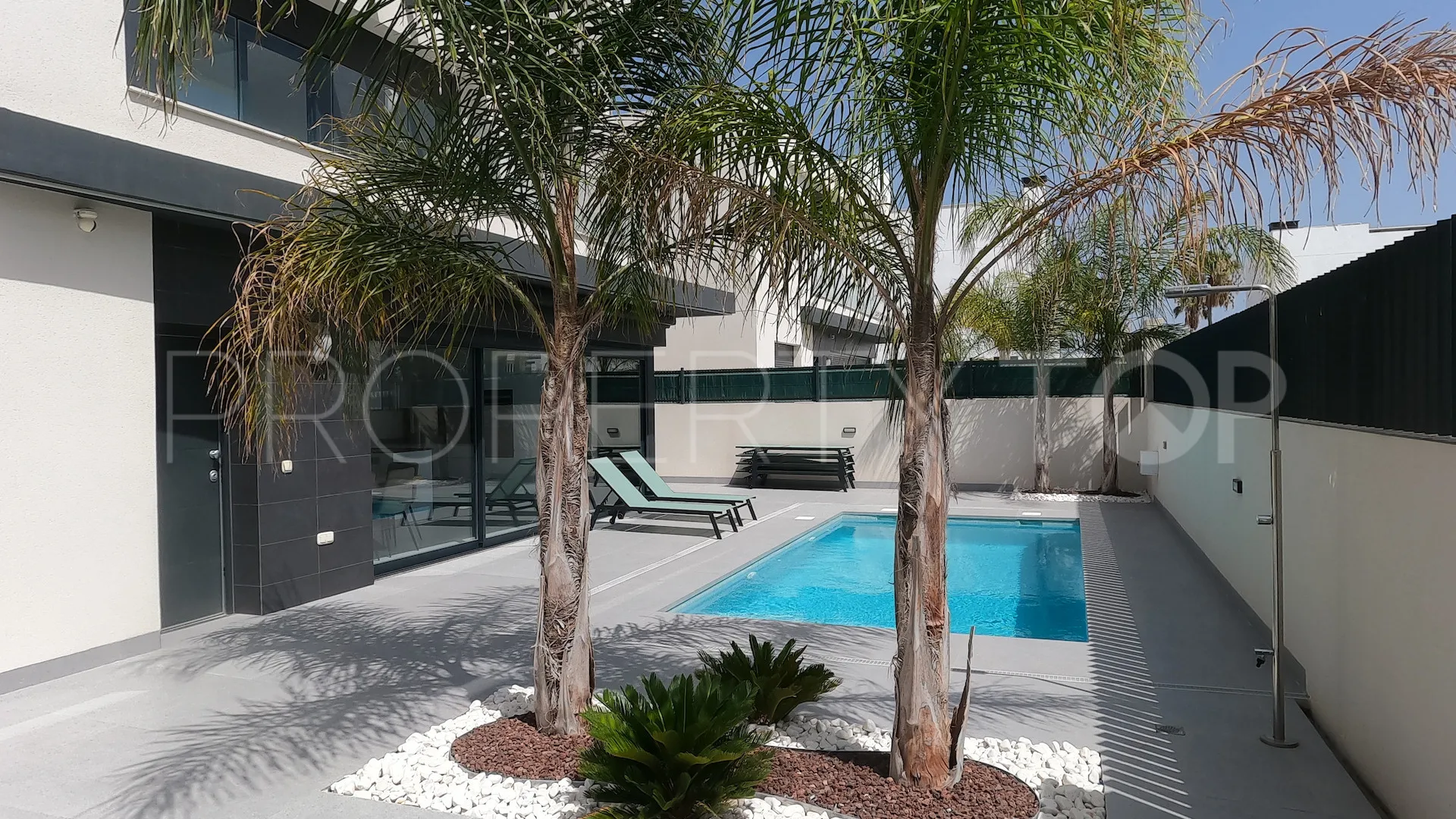 Comprar villa en La Finca Golf