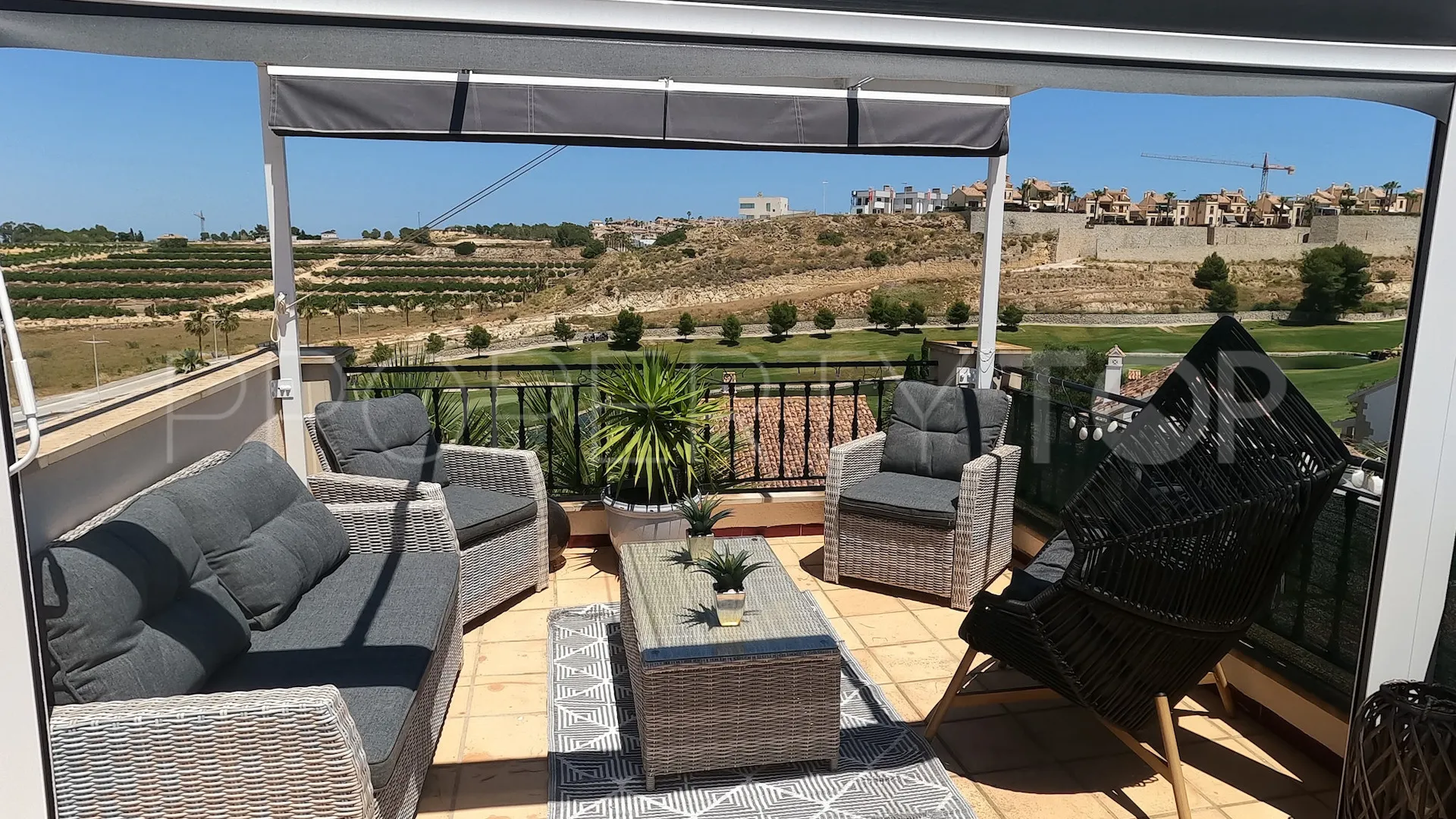 Apartamento a la venta de 2 dormitorios en La Finca Golf