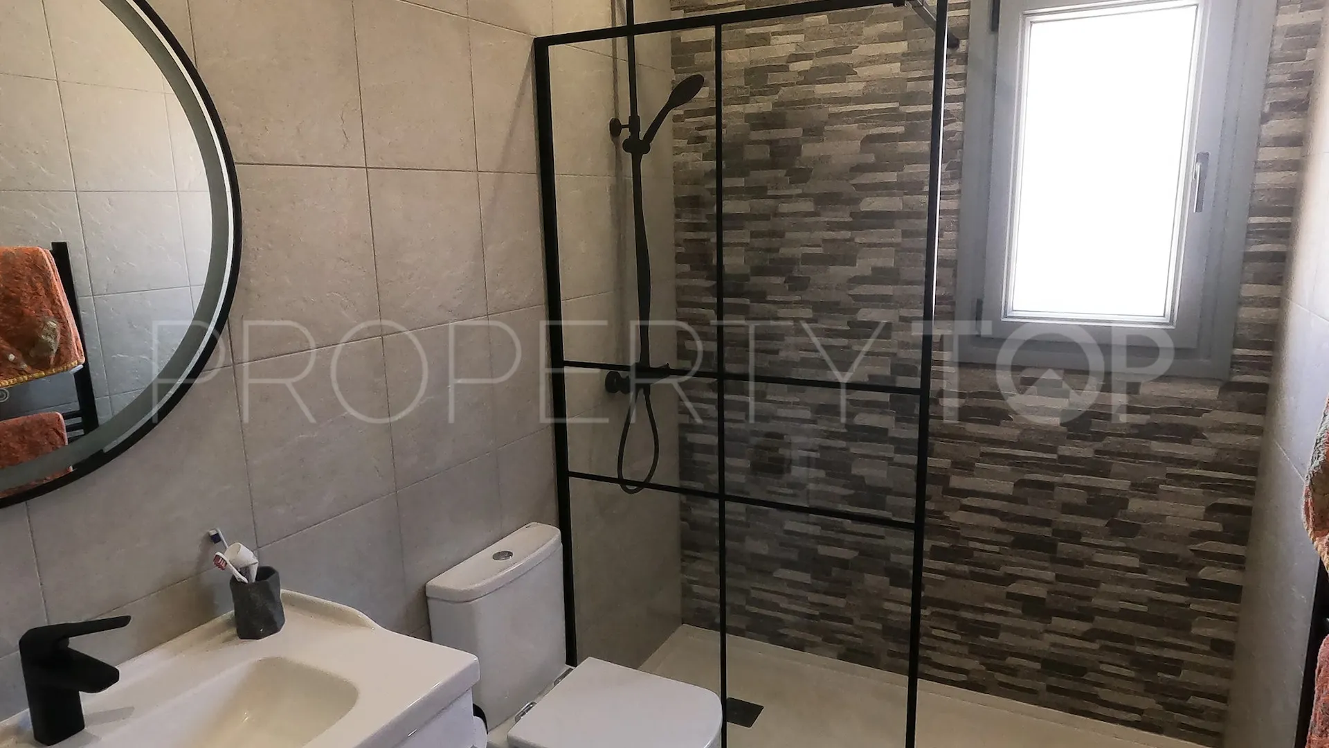 Apartamento a la venta de 2 dormitorios en La Finca Golf