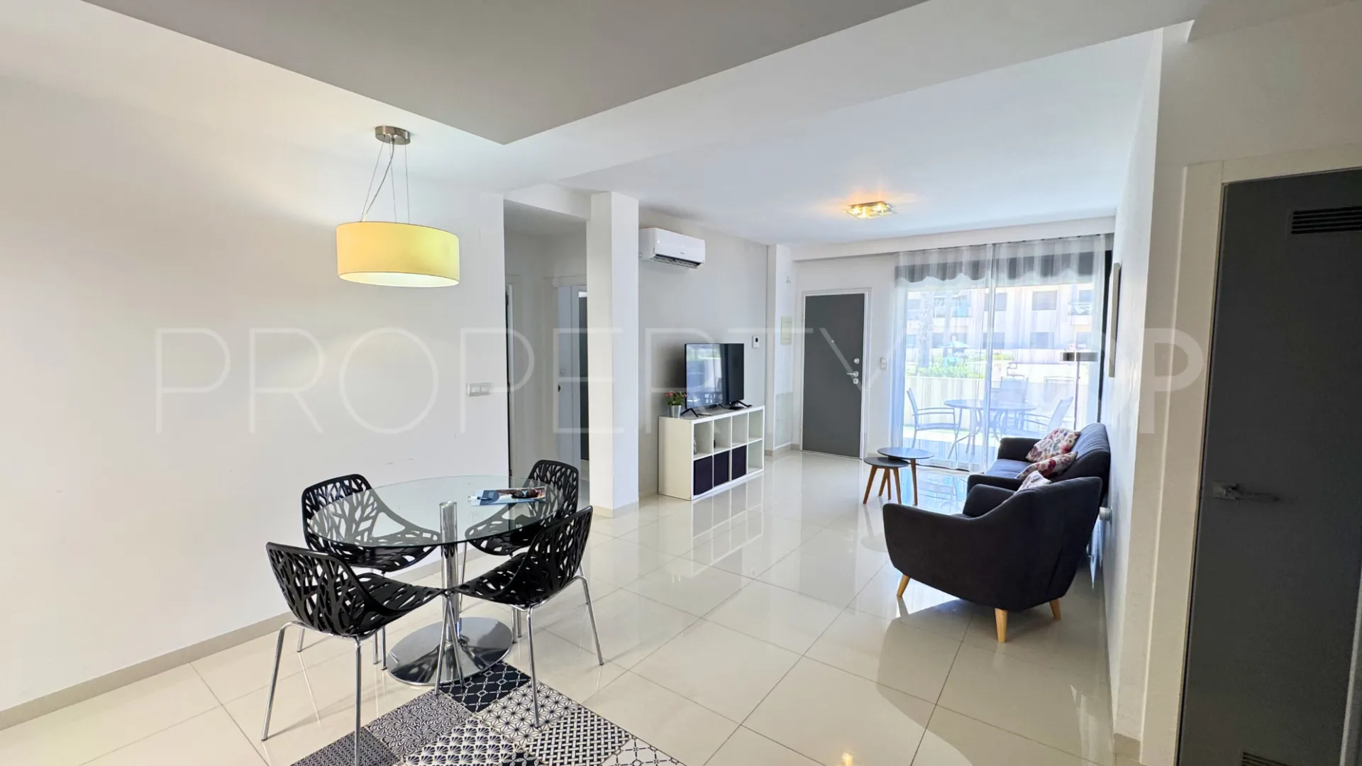 Buy apartment in Torre de la Horadada with 2 bedrooms