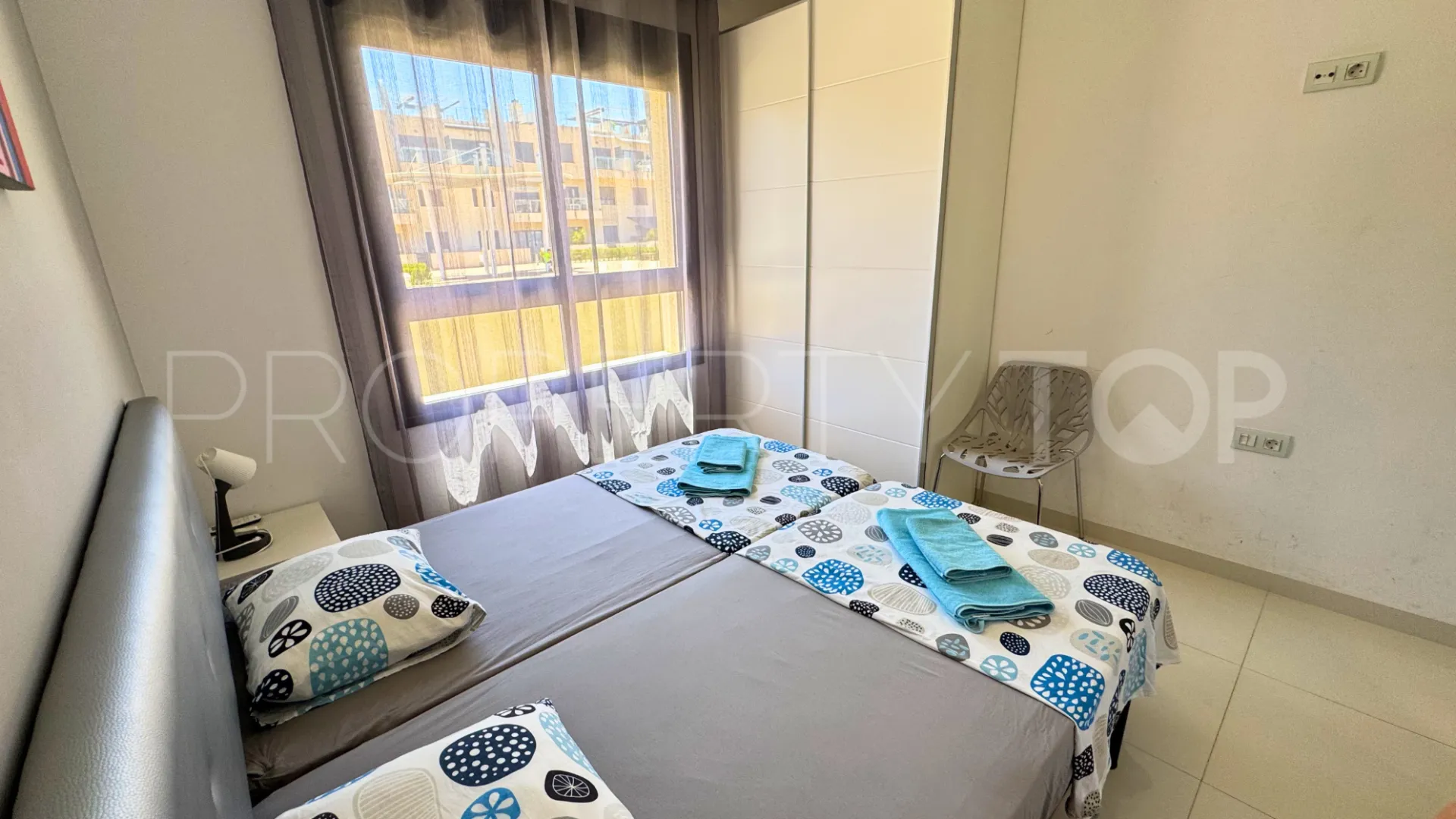 Buy apartment in Torre de la Horadada with 2 bedrooms