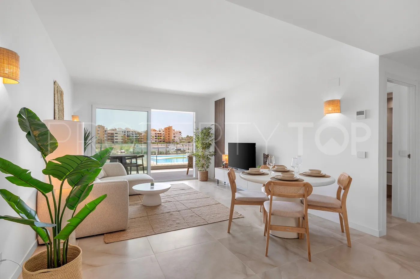 Comprar apartamento de 2 dormitorios en Punta Prima