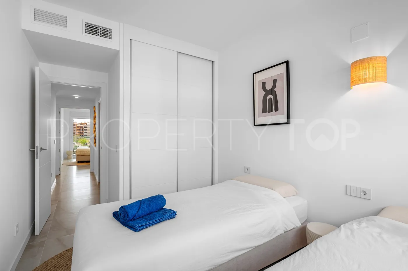 Comprar apartamento de 2 dormitorios en Punta Prima