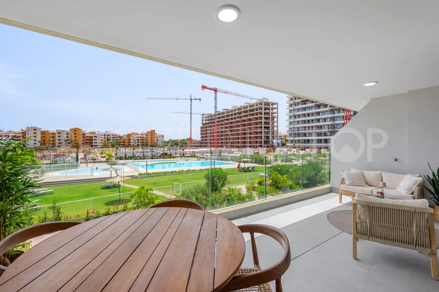 Comprar apartamento de 2 dormitorios en Punta Prima
