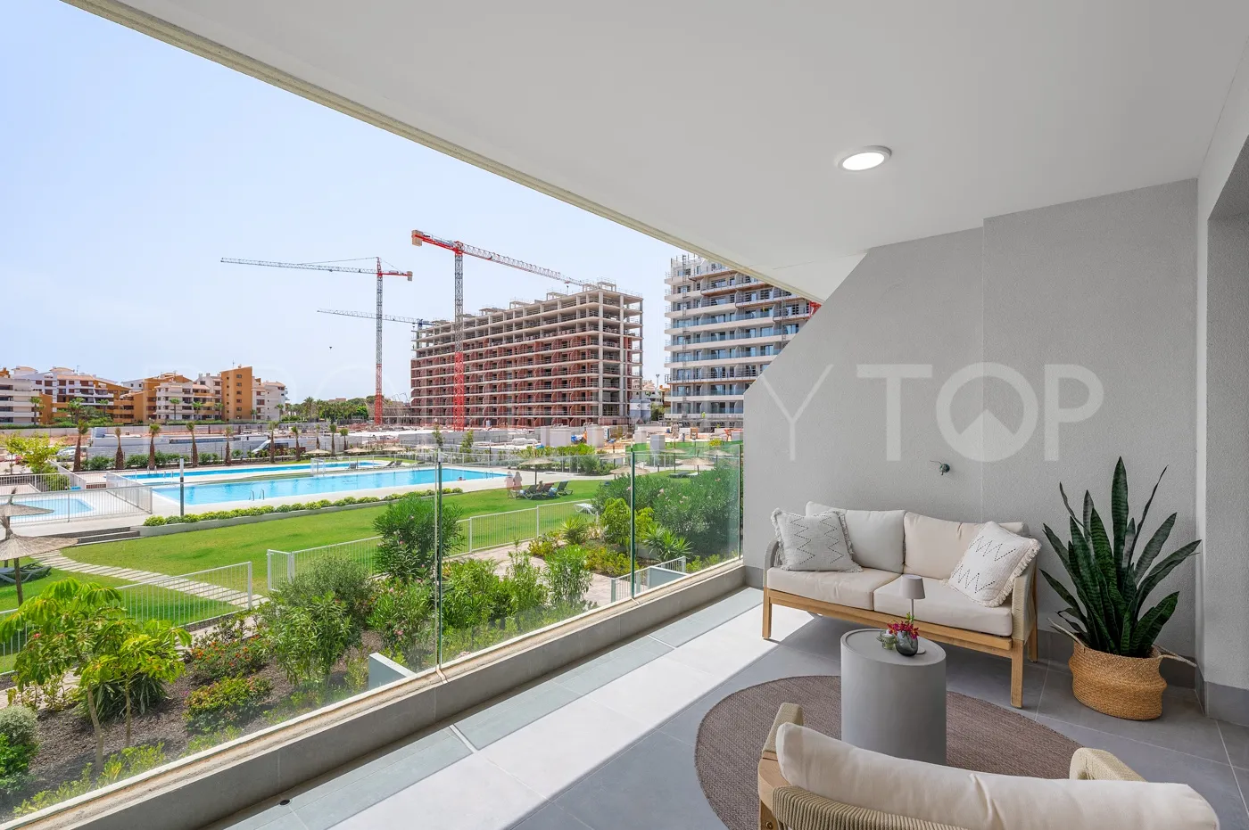 Comprar apartamento de 2 dormitorios en Punta Prima