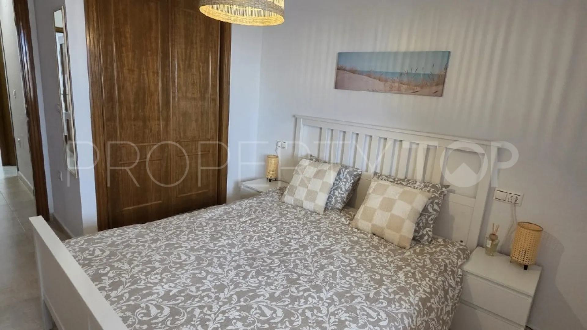 Se vende apartamento en Los Balcones con 2 dormitorios