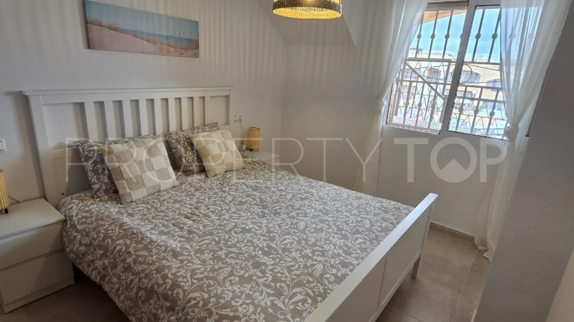 Se vende apartamento en Los Balcones con 2 dormitorios
