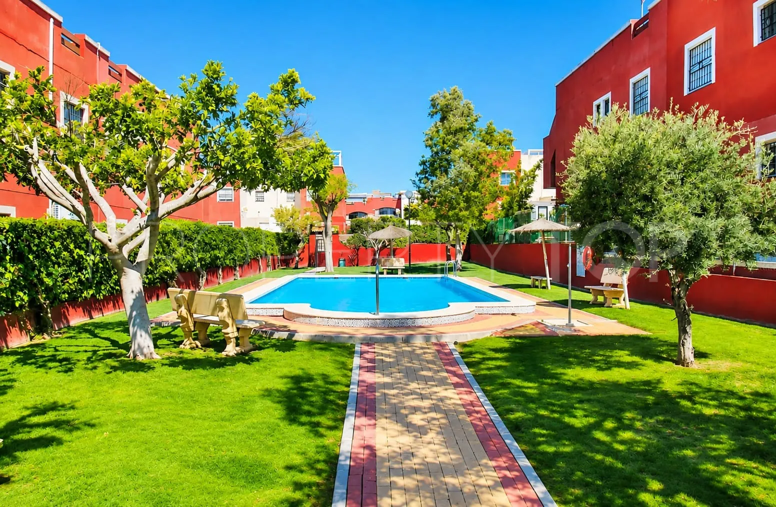 Se vende apartamento en Los Balcones con 2 dormitorios
