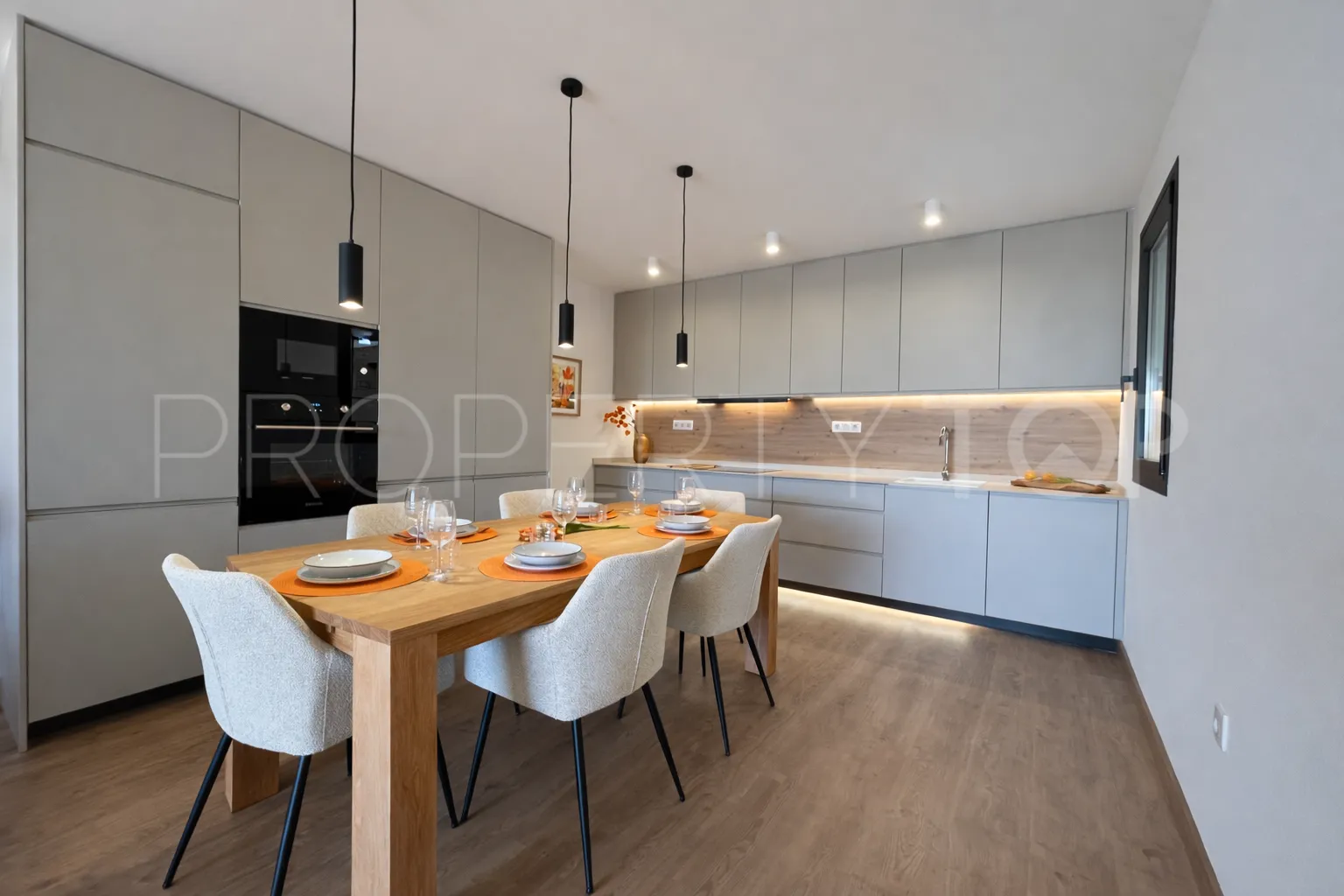 Dolores town house for sale