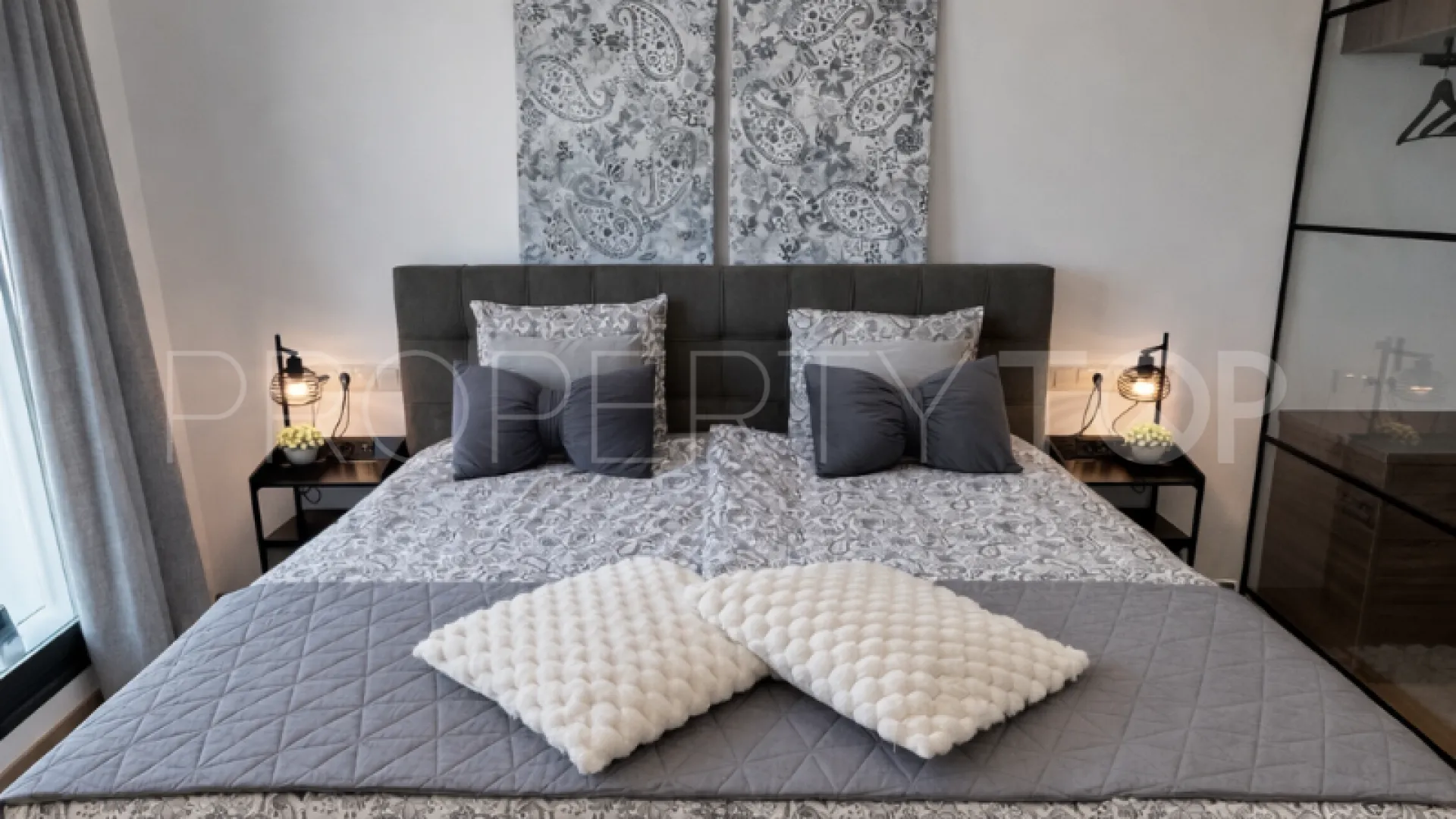 Dolores town house for sale