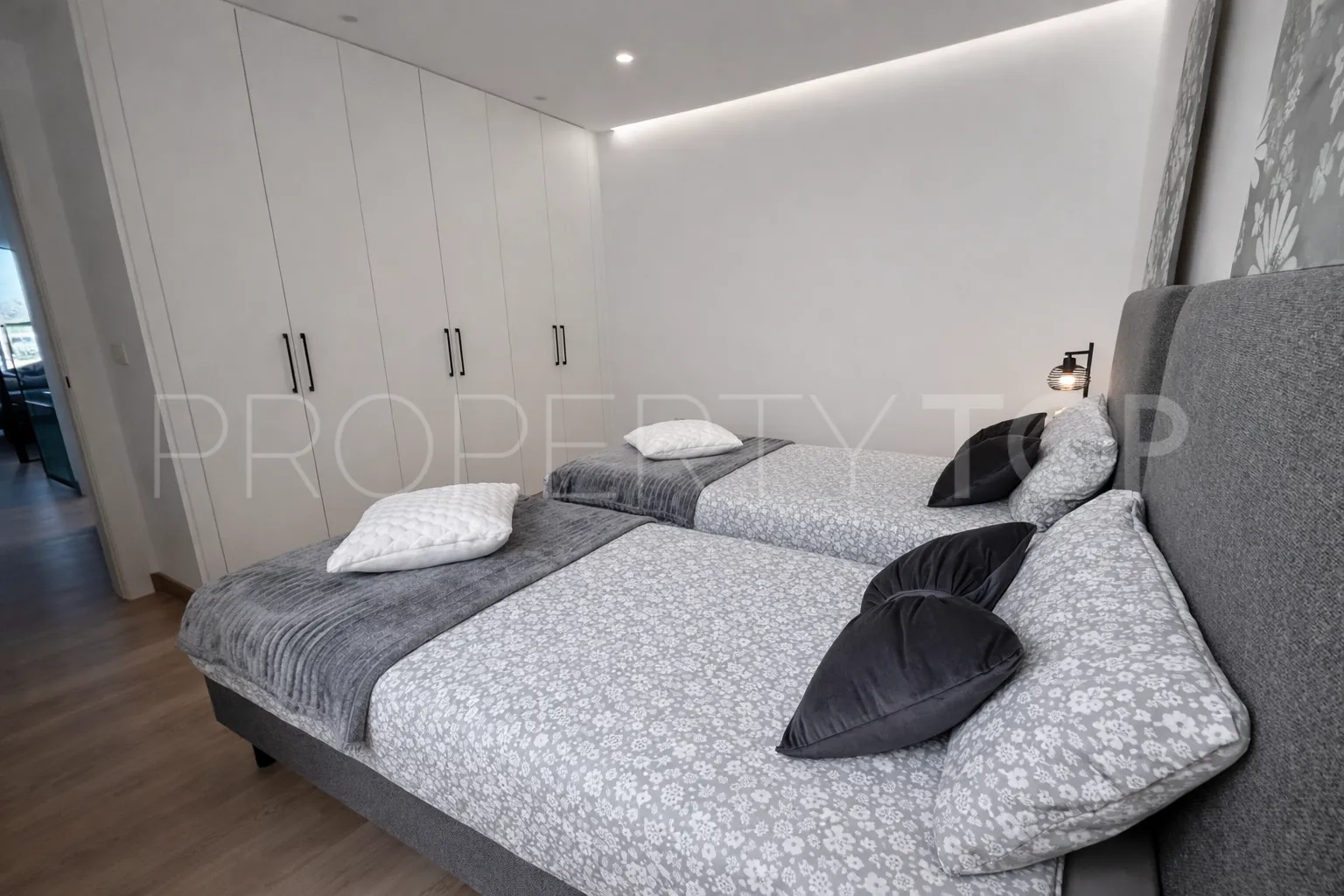 Dolores town house for sale