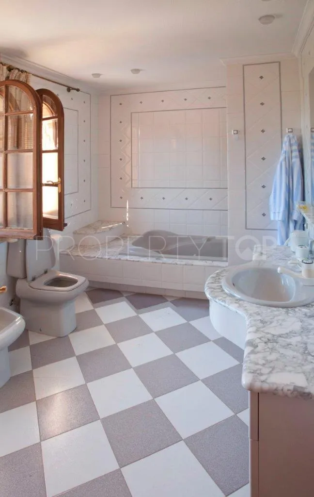 Villa en venta en Rioja de 5 dormitorios