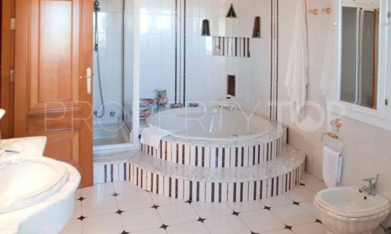 Villa en venta en Rioja de 5 dormitorios