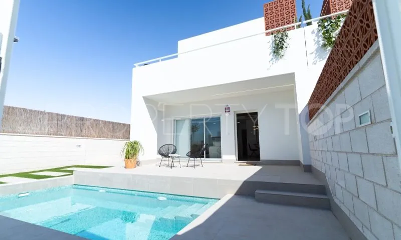 Villa for sale in Pilar de la Horadada
