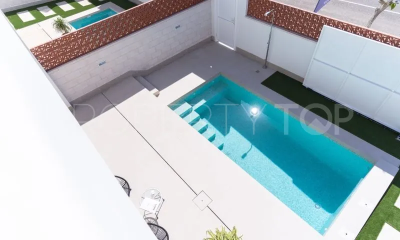 Villa for sale in Pilar de la Horadada
