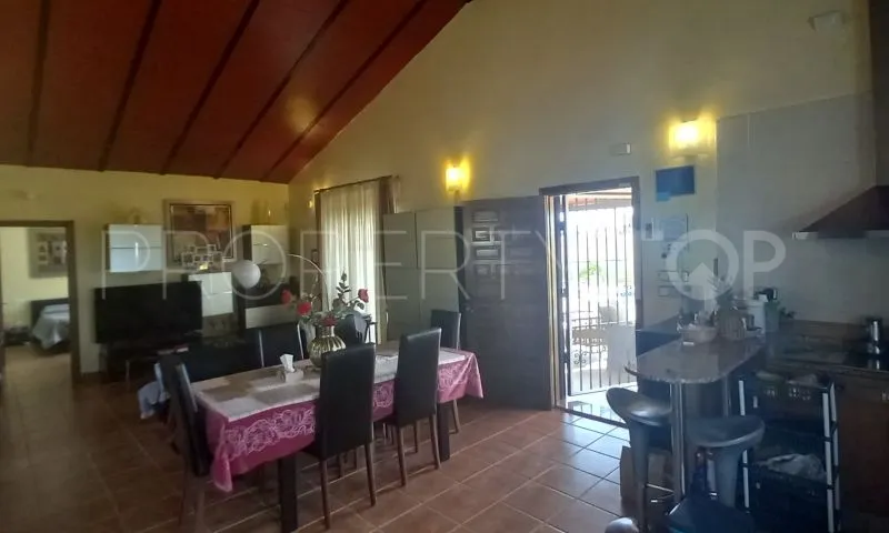 Comprar estudio de 3 dormitorios en San Javier