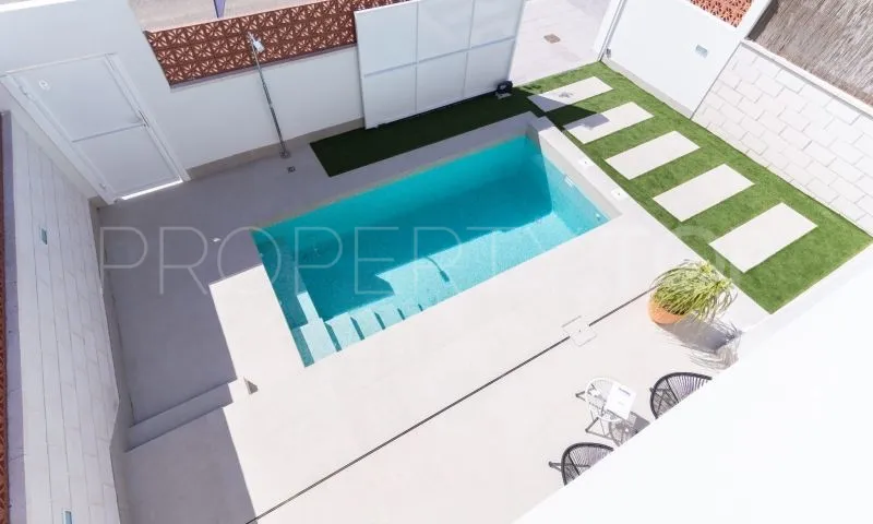 Villa for sale in Pilar de la Horadada