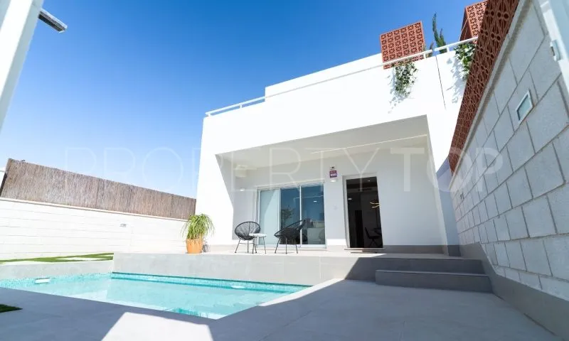 Villa for sale in Pilar de la Horadada