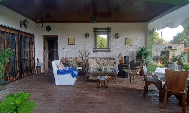 For sale villa in Villamartin with 3 bedrooms