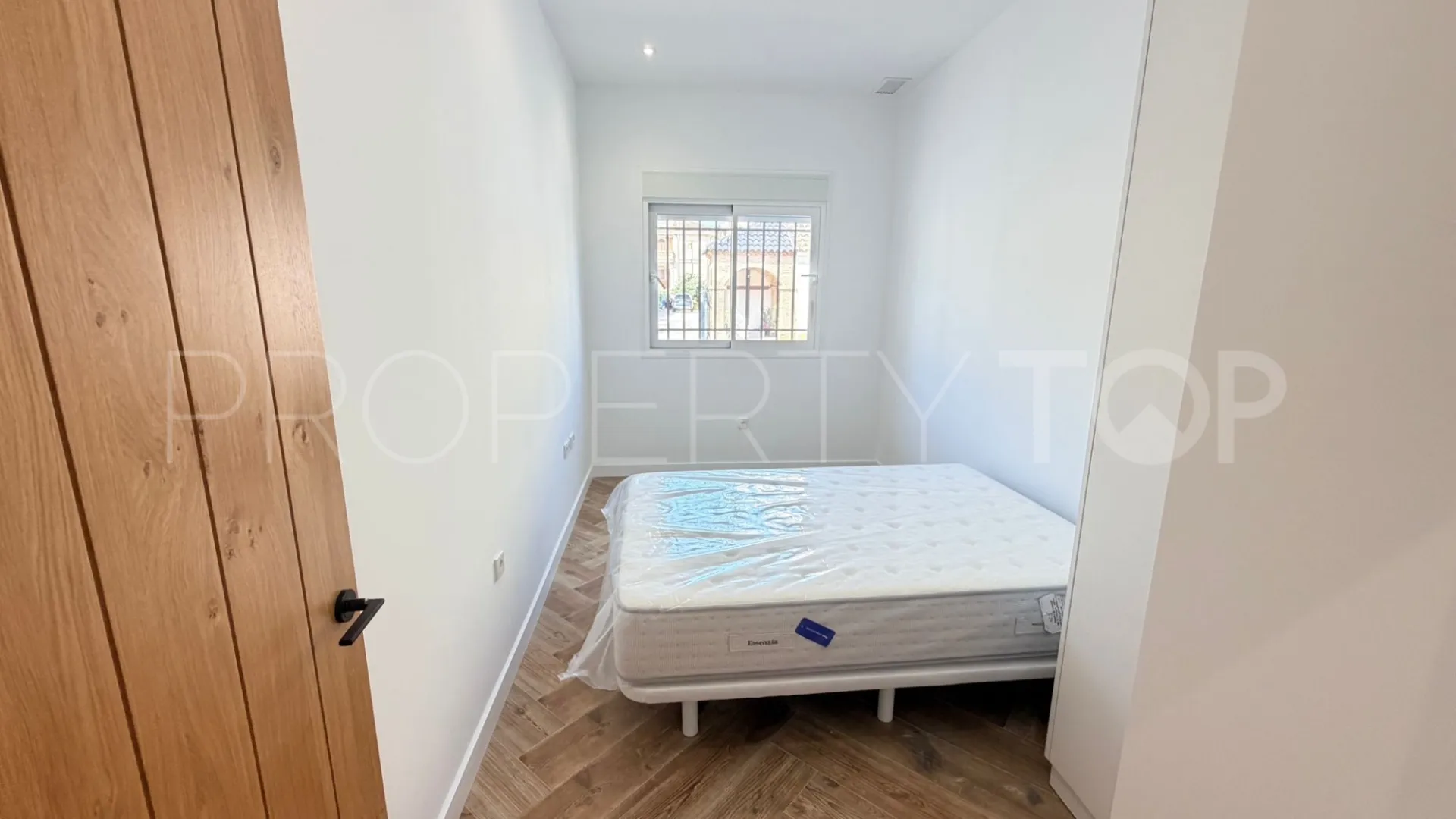 Buy town house with 3 bedrooms in Catral