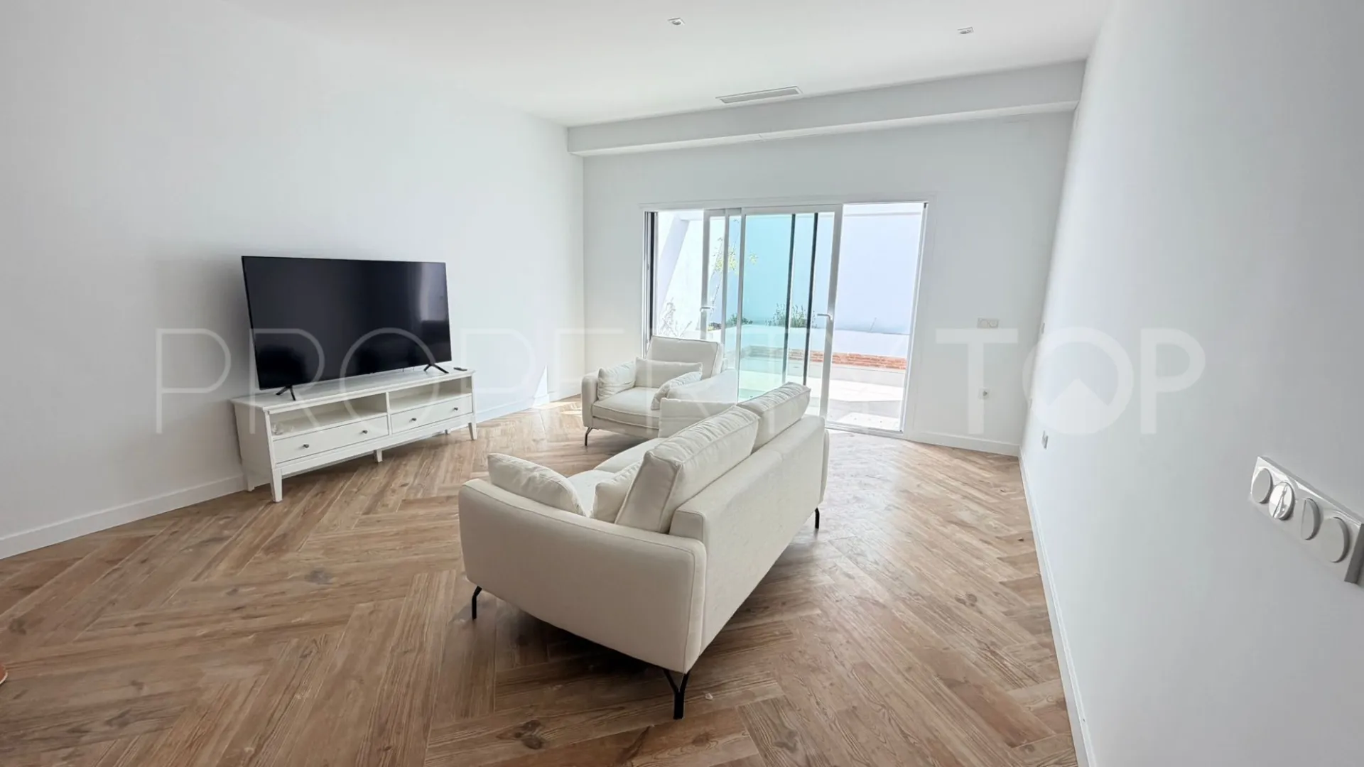Buy town house with 3 bedrooms in Catral