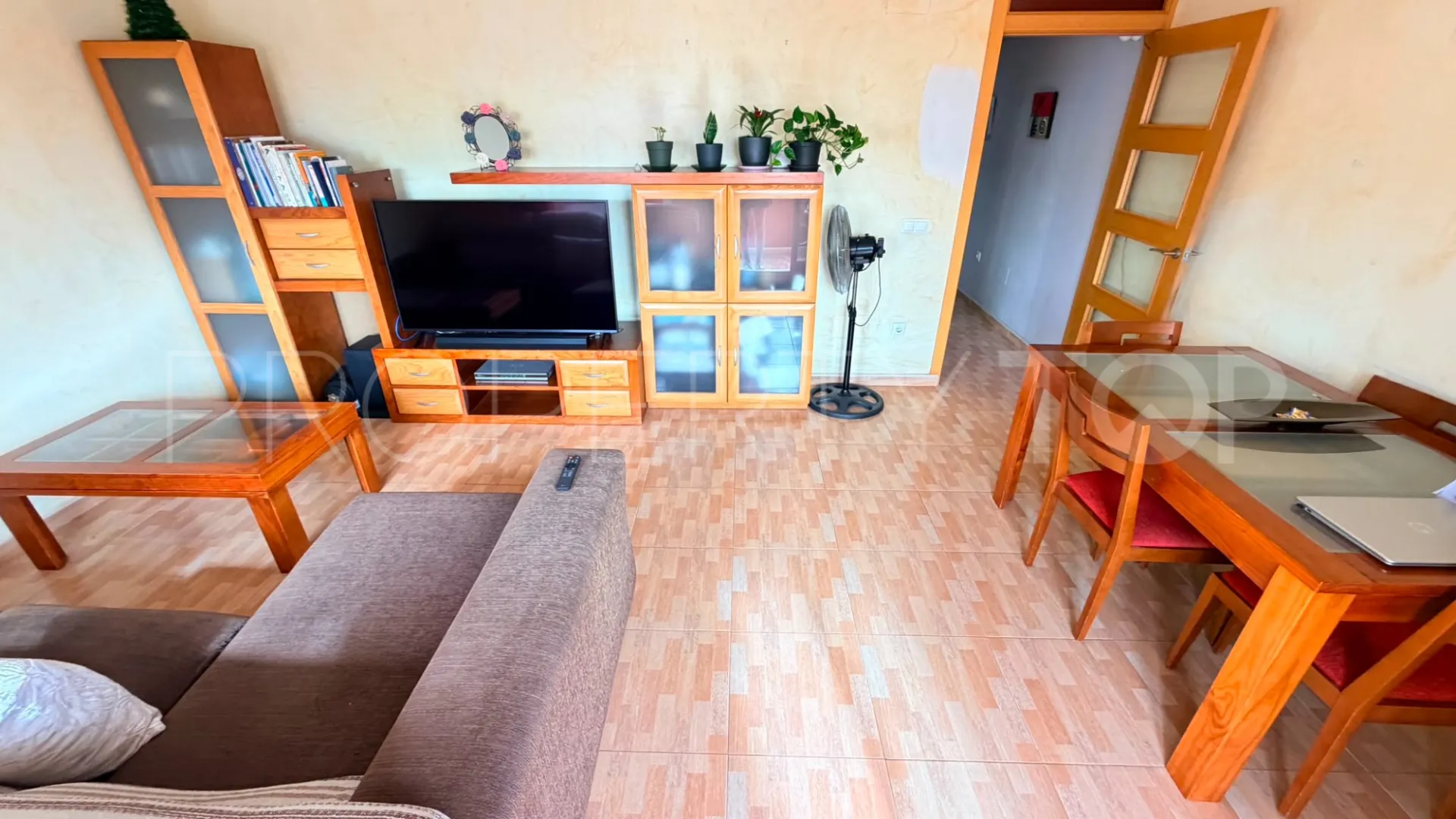Buy apartment with 2 bedrooms in Los Montesinos