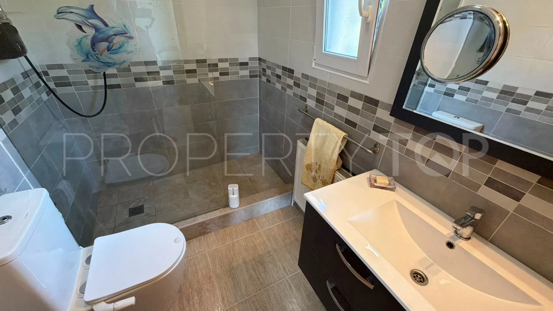 Buy villa in Los Montesinos