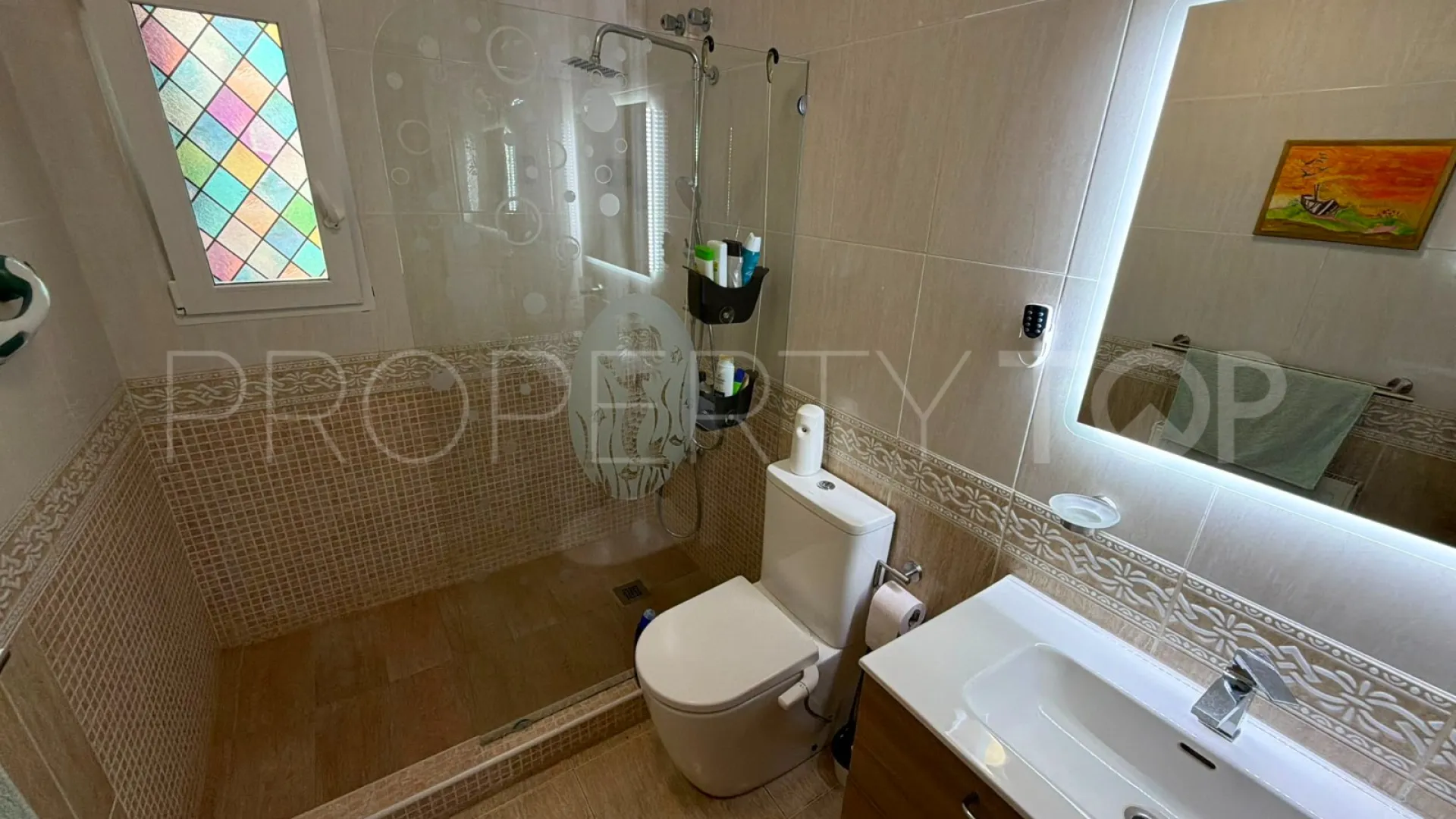 Buy villa in Los Montesinos