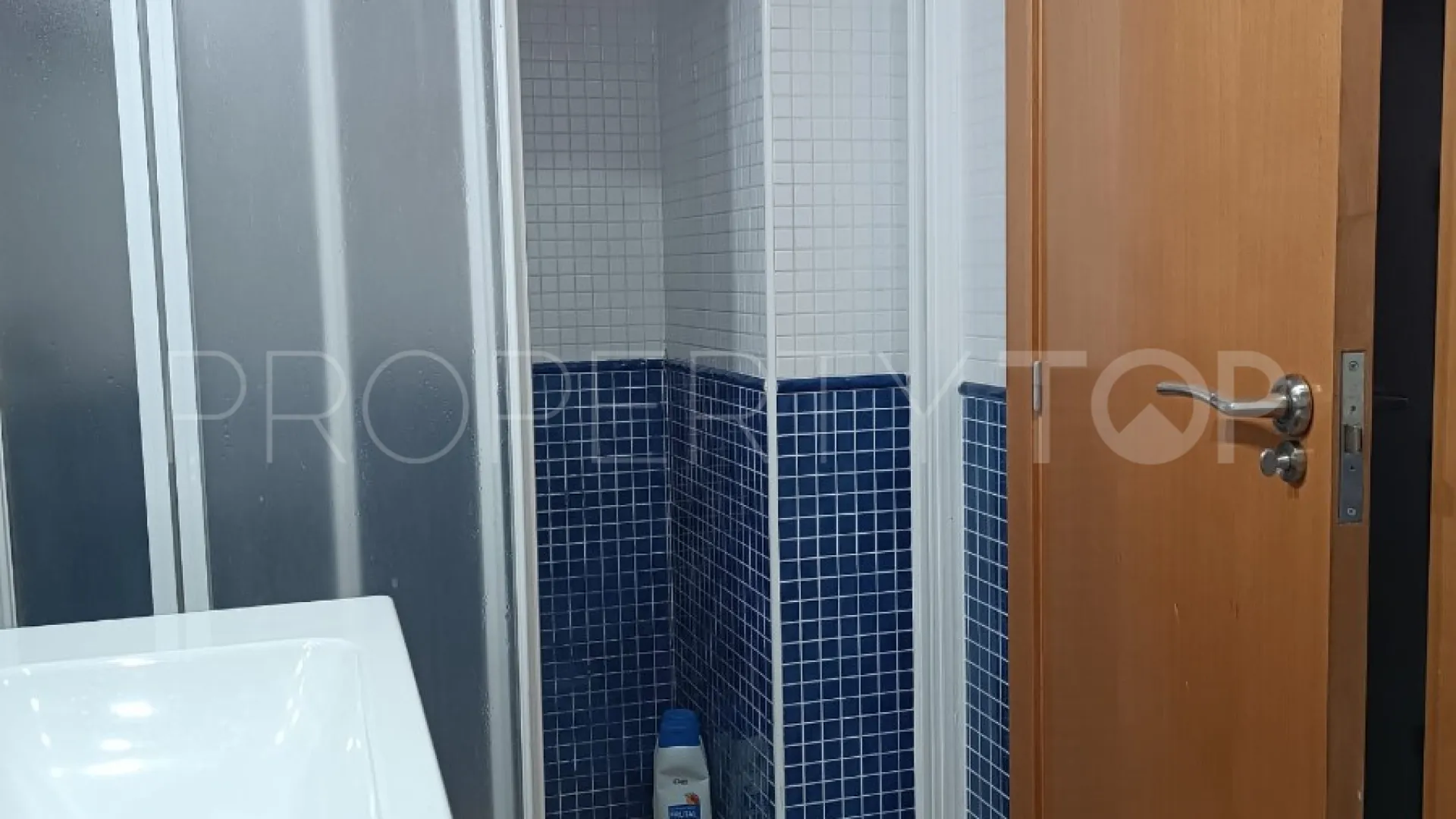 Buy apartment with 2 bedrooms in Los Montesinos