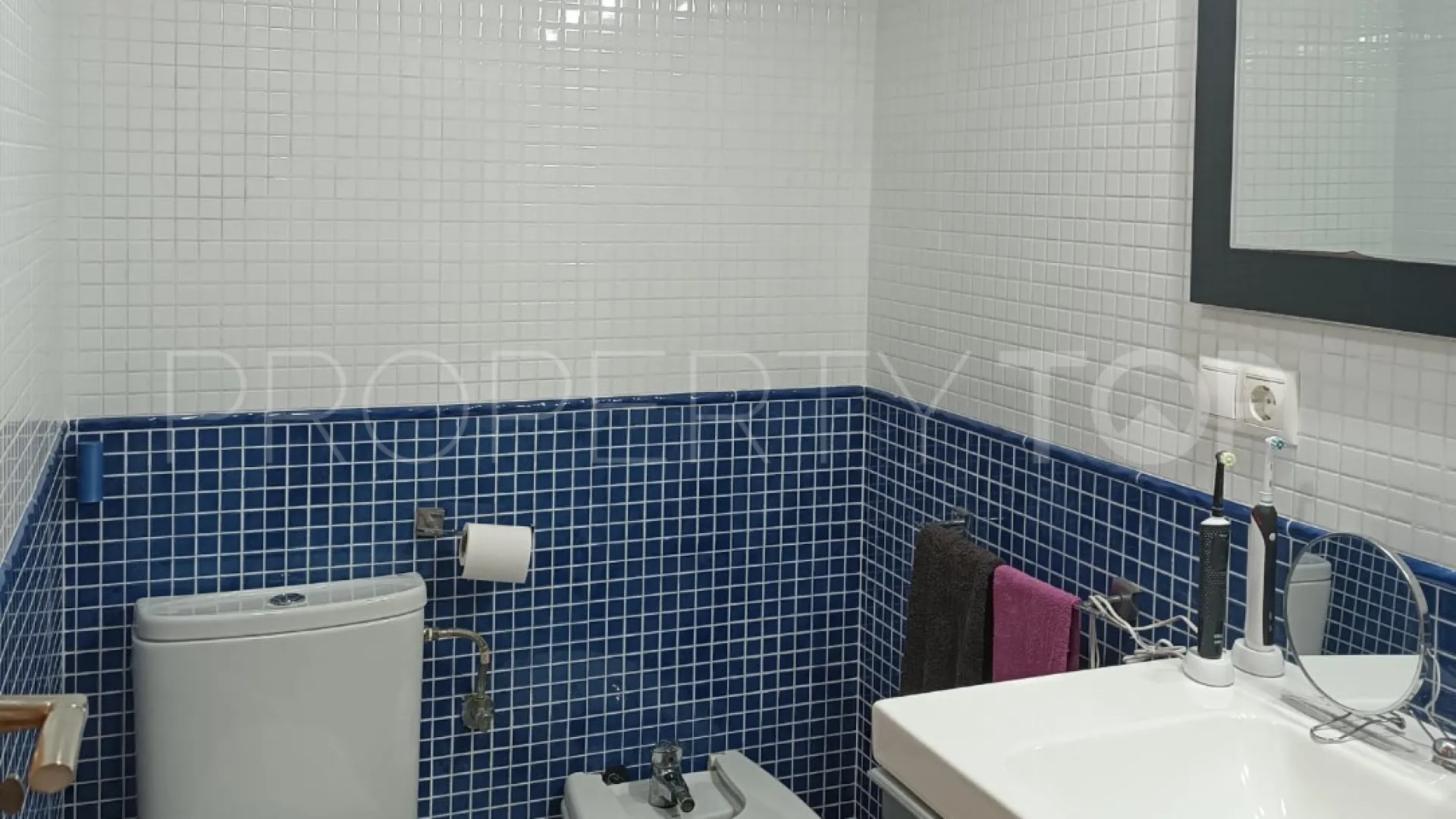 Buy apartment with 2 bedrooms in Los Montesinos