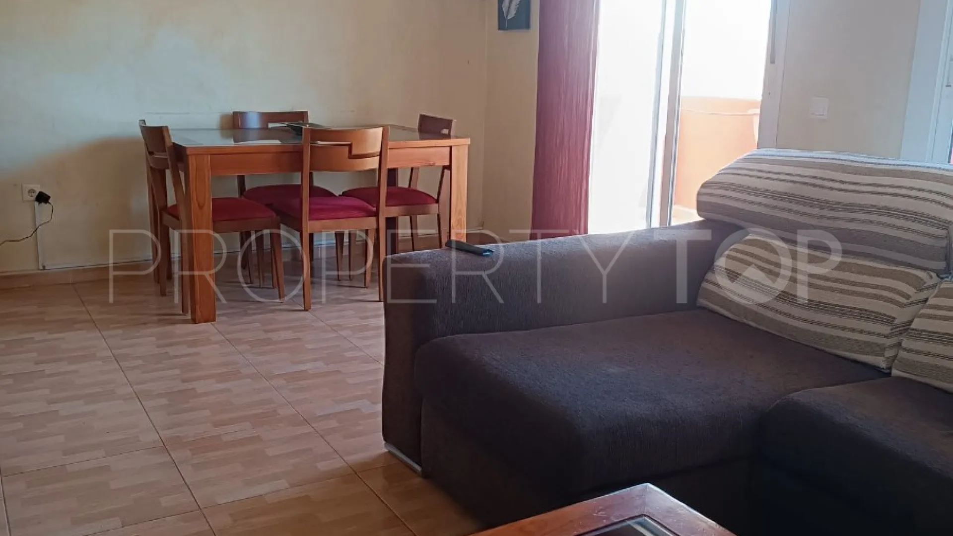 Buy apartment with 2 bedrooms in Los Montesinos