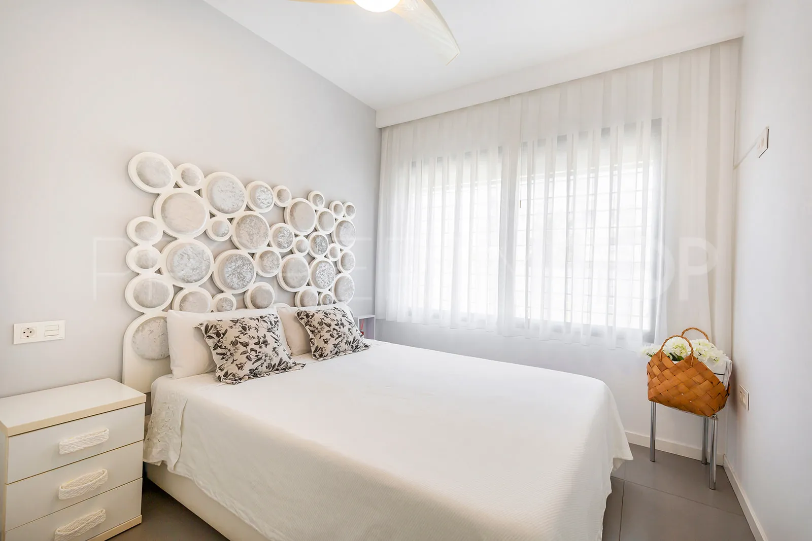 Comprar apartamento en Torre de la Horadada con 4 dormitorios