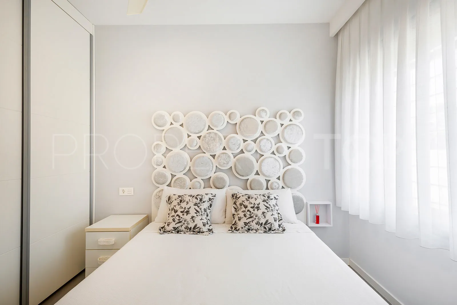 Comprar apartamento en Torre de la Horadada con 4 dormitorios