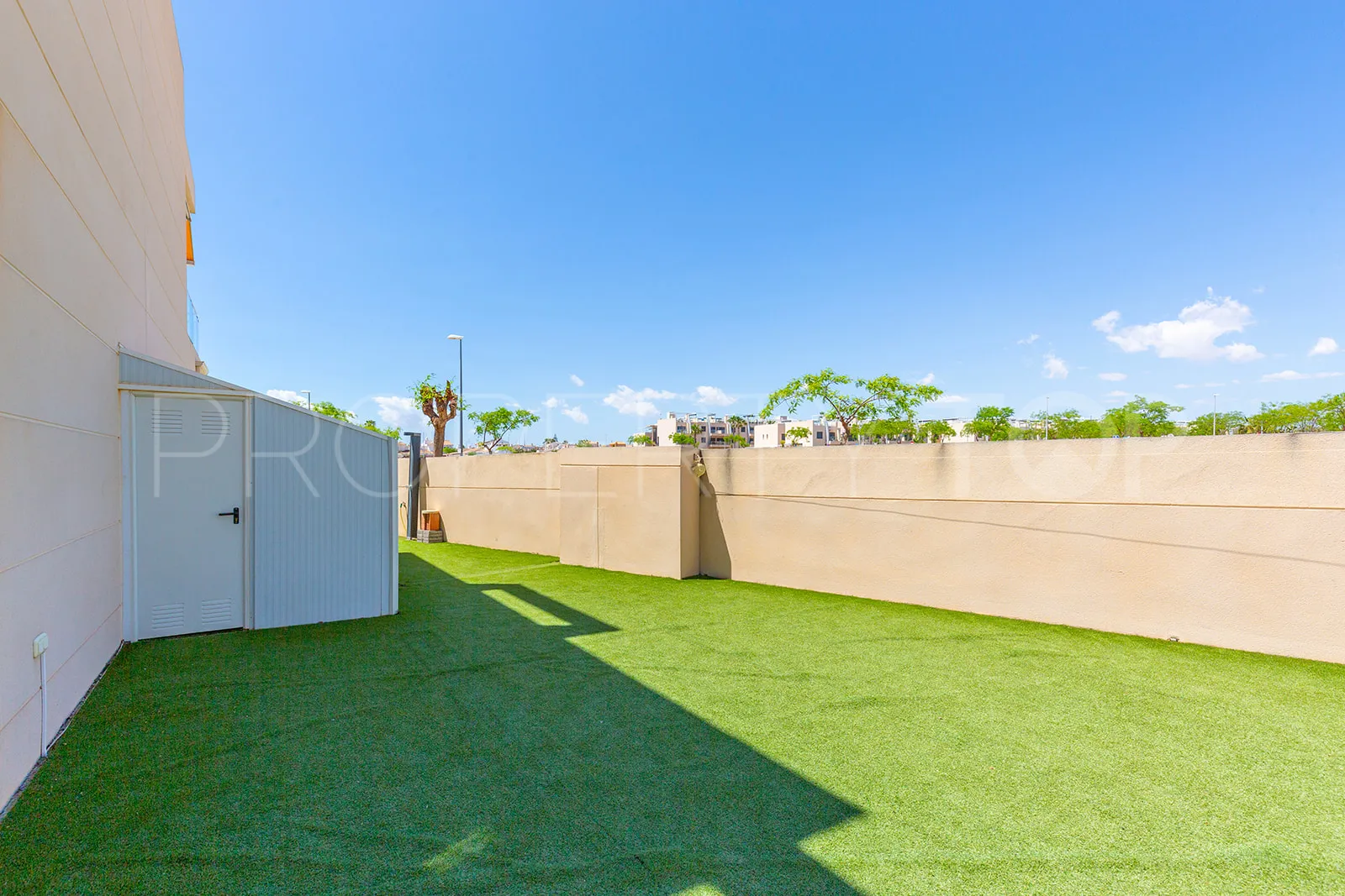 Comprar apartamento en Torre de la Horadada con 4 dormitorios