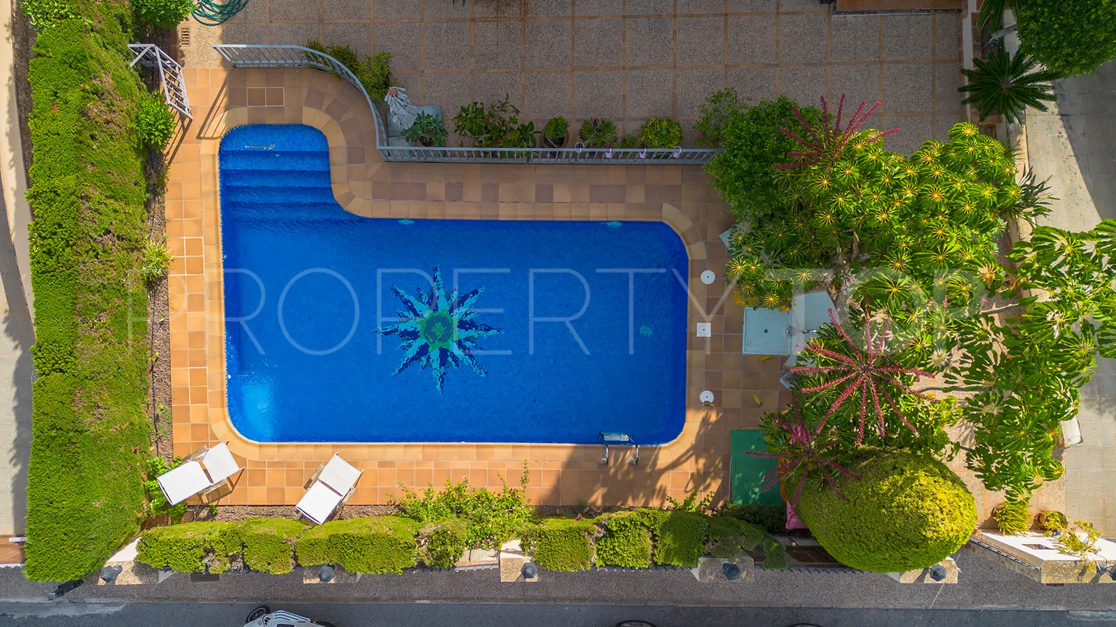 Villa con 6 dormitorios en venta en Torrevieja